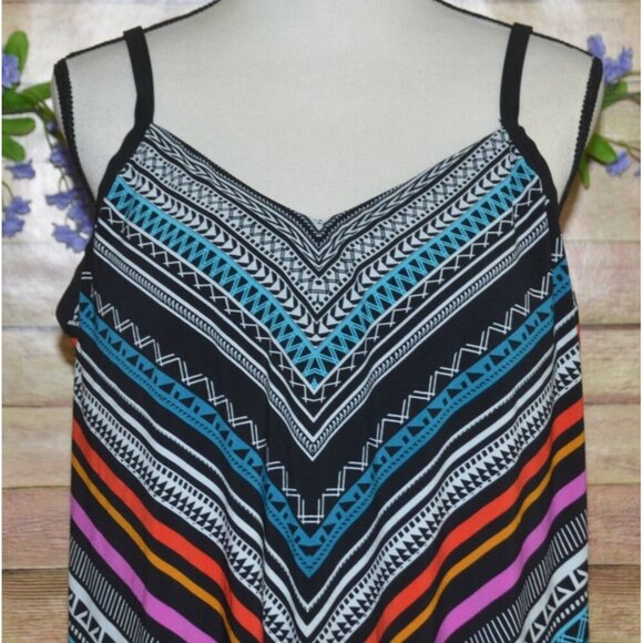 Trimshaper Tankini Top Women's Plus Size 18W Striped Geometric Swimsuit Padded - Picture 2 of 10